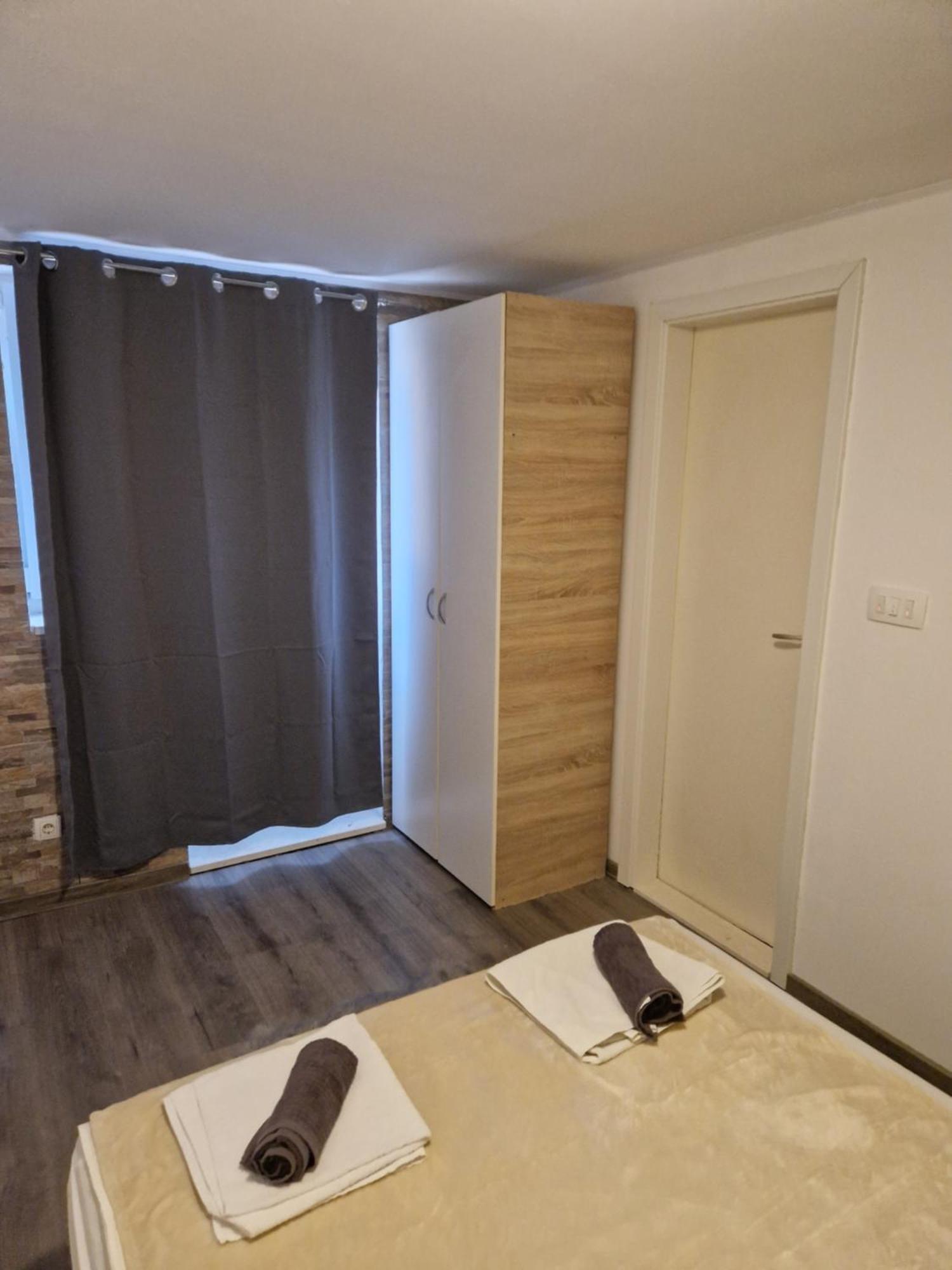 Apartments Vukman Trogir Eksteriør billede