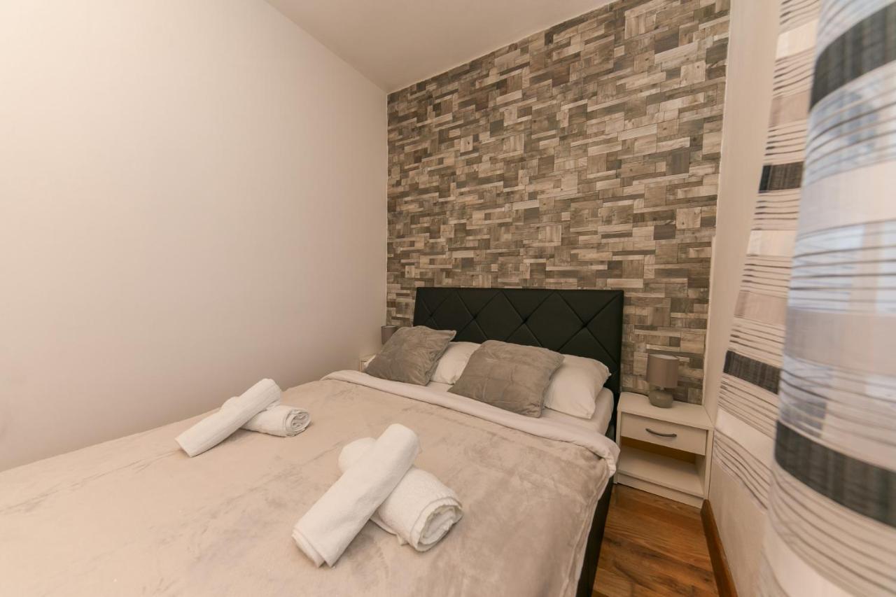 Apartments Vukman Trogir Eksteriør billede